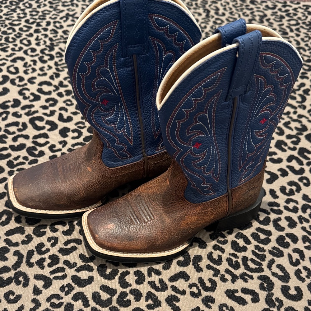 Ariat Brown Leather Kids Cowboy Boots with Blue Shaft *never been worn*